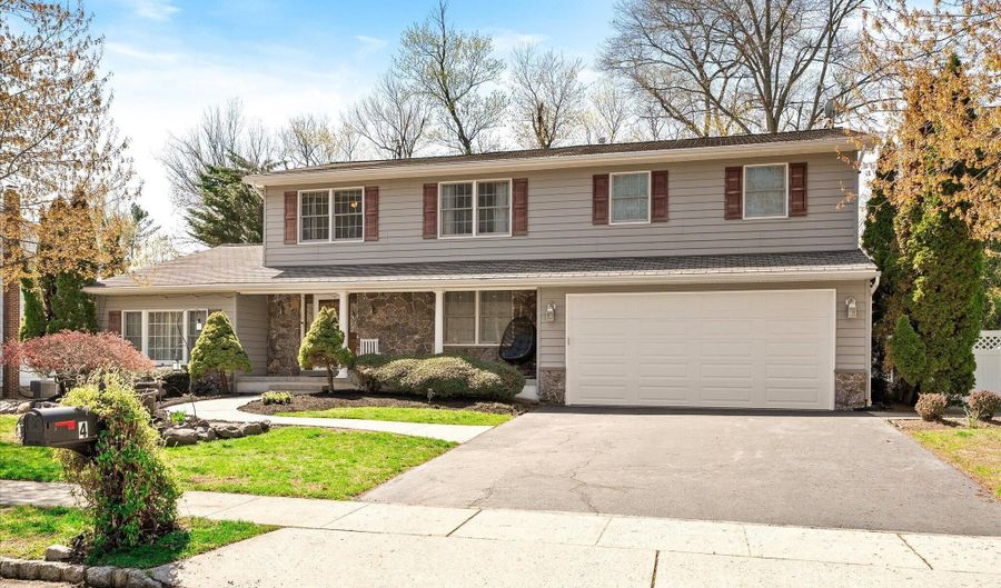 4 Twain Dr, Allentown, NJ 08501 - 4 Beds, 4 Bath