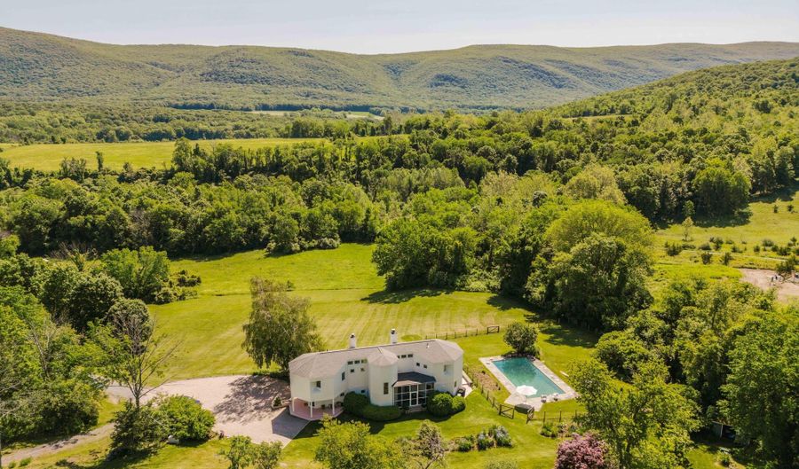 1114 County Route 3, Ancram, NY 12502 - 5 Beds, 5 Bath