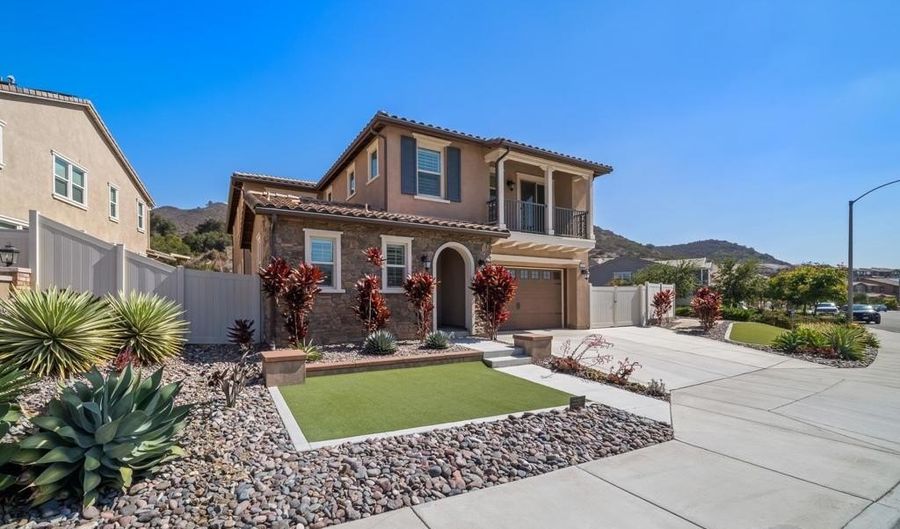 35909 Shetland Hls E, Fallbrook, CA 92028 - 5 Beds, 6 Bath