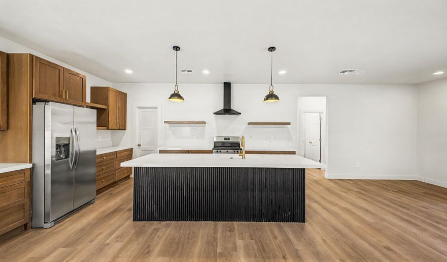 8769 W REVENTON Dr, Arizona City, AZ 85123 - 3 Beds, 3 Bath
