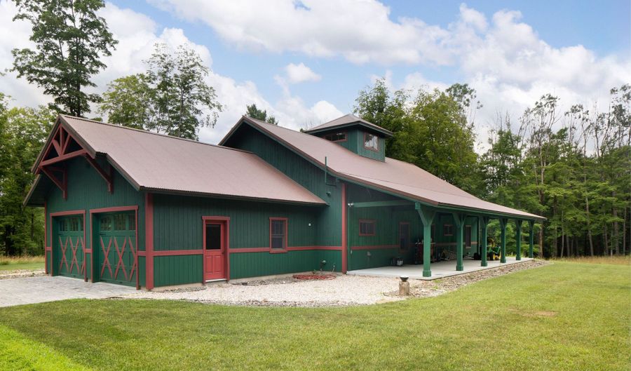 100 Belden St, Canaan, CT 06031 - 2 Beds, 2 Bath