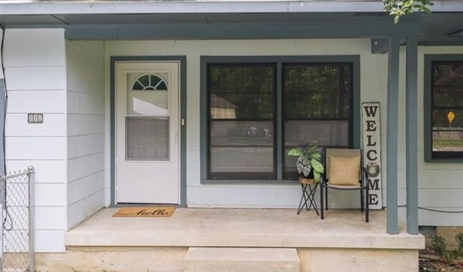 812 Carter, Ardmore, OK 73401 - 3 Beds, 2 Bath