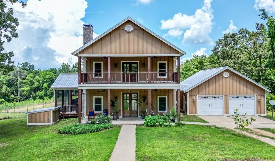 116 CR-106, Abbeville, MS 38601 - 4 Beds, 2 Bath