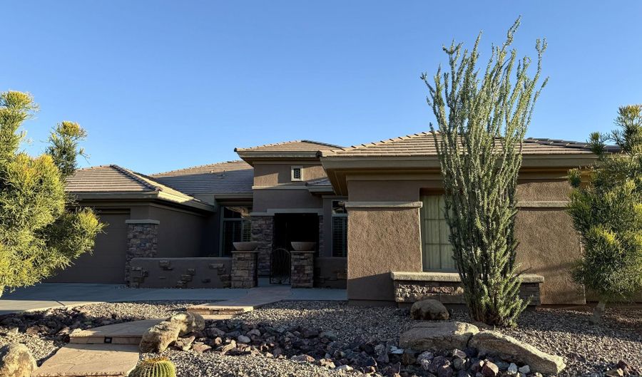 42032 N CLUB POINTE Dr, Anthem, AZ 85086 - 4 Beds, 4 Bath