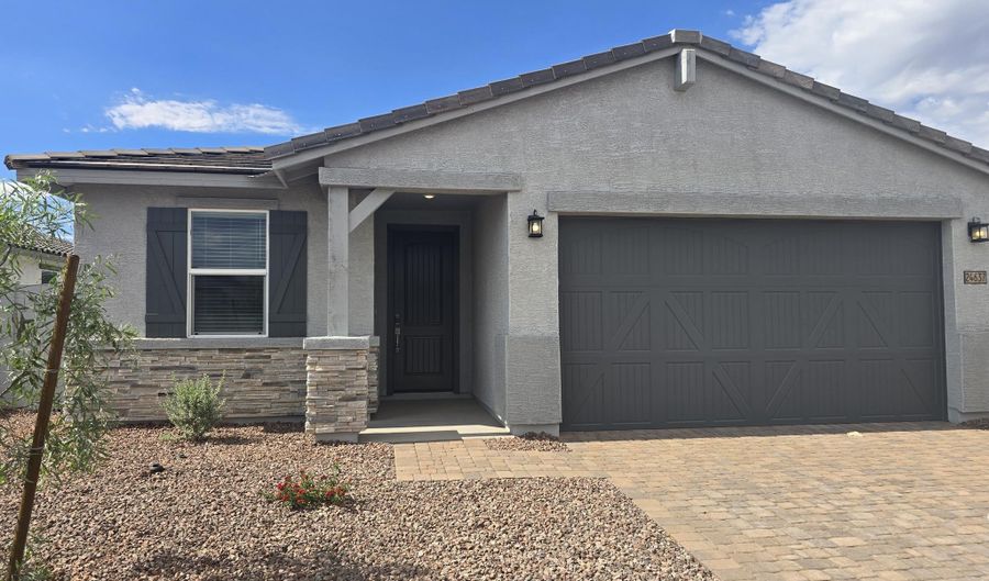 24637 W GROVE St, Buckeye, AZ 85326 - 4 Beds, 2 Bath