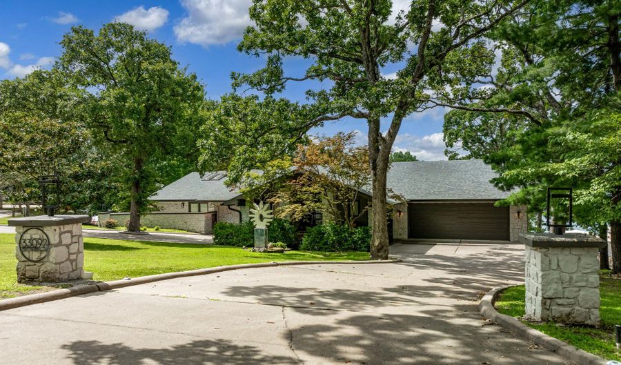 33092 Browning Ln, Afton, OK 74331 - 5 Beds, 5 Bath