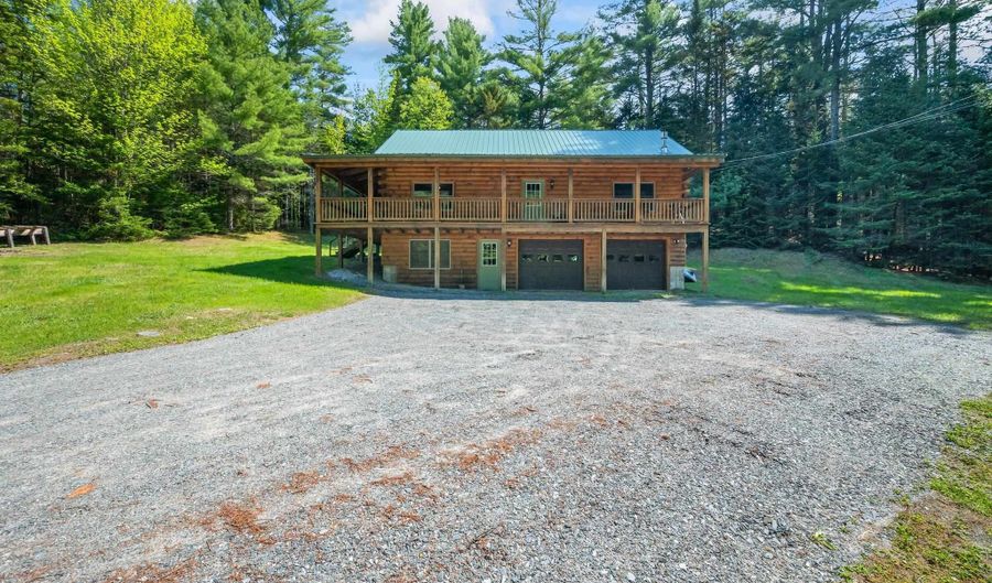 81 Pine Valley Rd, Bethlehem, NH 03574 - 2 Beds, 2 Bath
