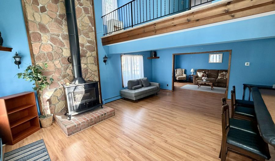 411 Woodland Ave, Avon By The Sea, NJ 07717 - 3 Beds, 2 Bath