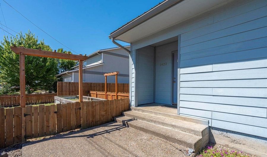 3420 Marion St, Albany, OR 97322 - 3 Beds, 2 Bath