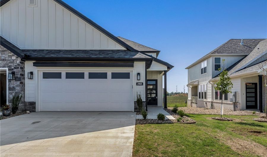 2903 SW Hampshire Ave, Bentonville, AR 72713 - 3 Beds, 2 Bath