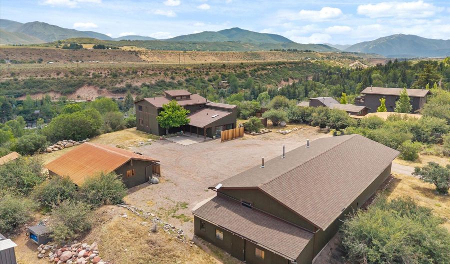 34 Twining Flats Rd, Aspen, CO 81611 - 5 Beds, 4 Bath