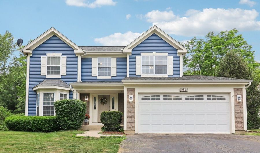 1256 Edgewater Ln, Antioch, IL 60002 - 5 Beds, 3 Bath