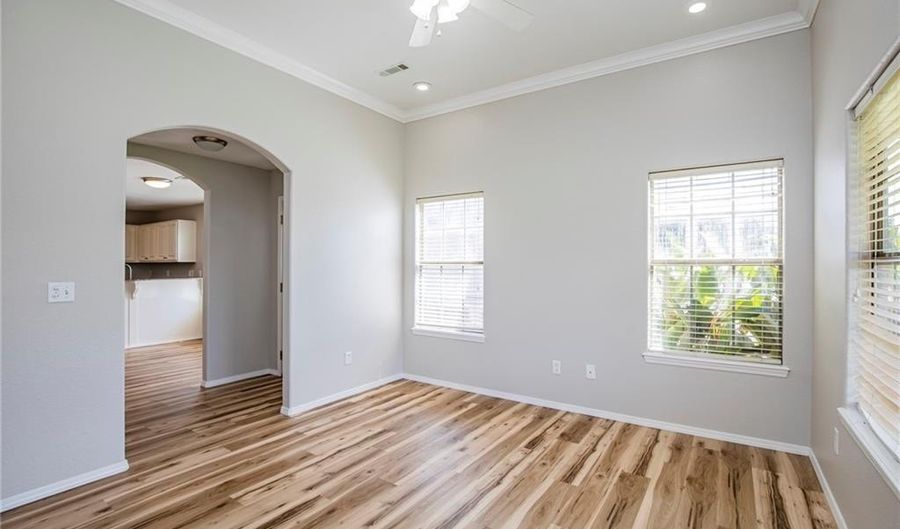 3906 SW Gibson Ave, Bentonville, AR 72712 - 2 Beds, 2 Bath