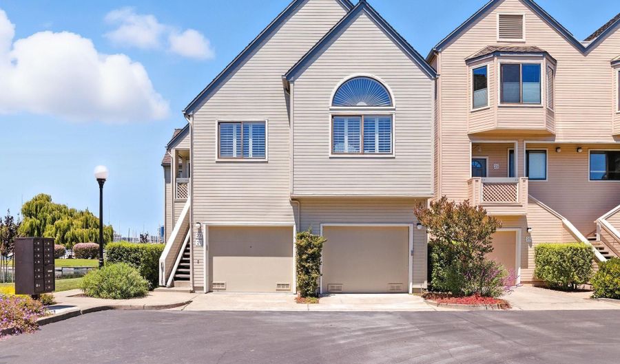23 Redondo Ct, Alameda, CA 94501 - 3 Beds, 2 Bath