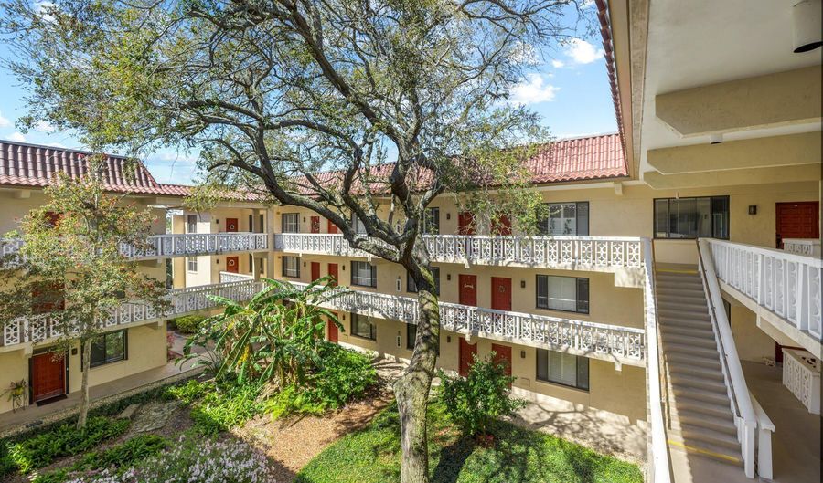 1830 SEVILLA Blvd W 301, Atlantic Beach, FL 32233 - 1 Beds, 2 Bath