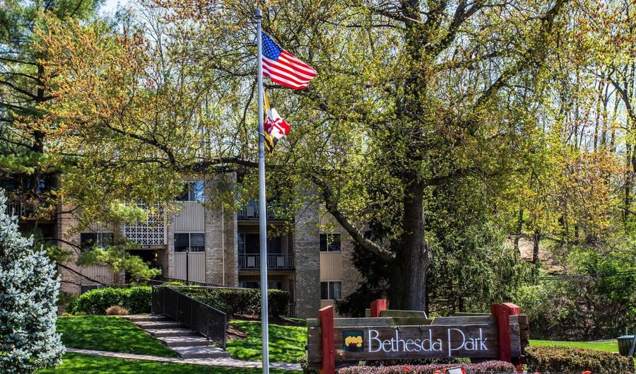 12203 ACADEMY Way 13, Rockville, MD 20852 - 3 Beds, 2 Bath