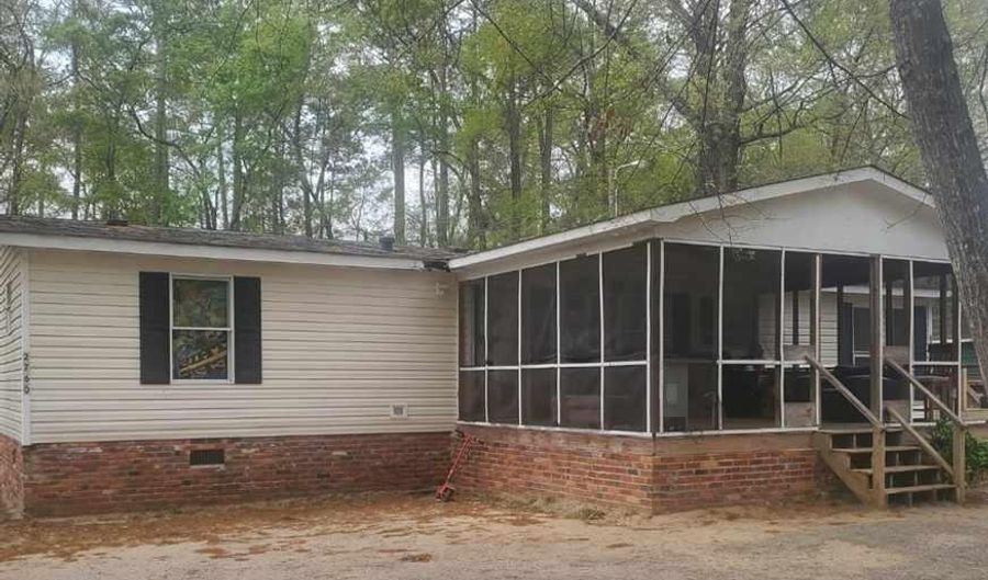 2760 Laurel Cir, Florence, SC 29506 - 3 Beds, 2 Bath