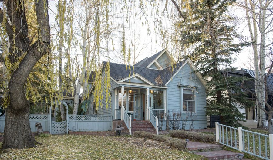 715 W Smuggler St, Aspen, CO 81611 - 4 Beds, 4 Bath