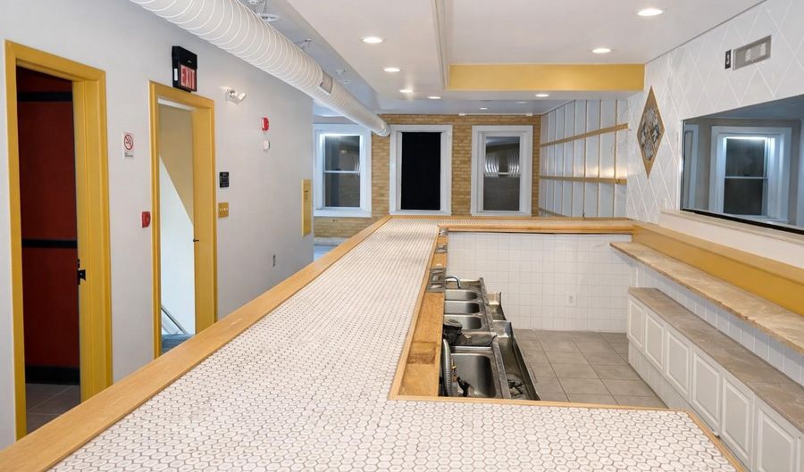 1370 H St NE, Washington, DC 20002 - 3 Beds, 2 Bath