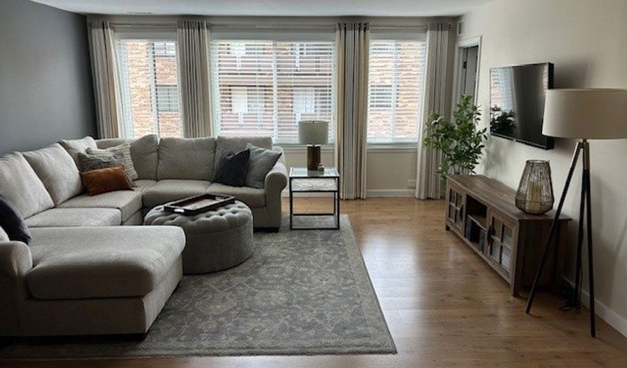 110 S Dunton Ave 4G, Arlington Heights, IL 60005 - 1 Beds, 1 Bath