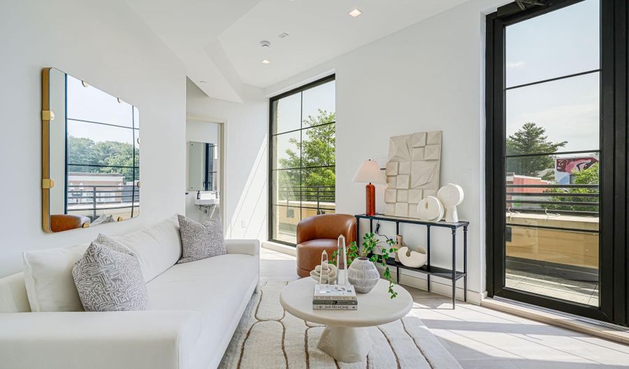 2901 NEWARK St NW, Washington, DC 20008 - 2 Beds, 3 Bath