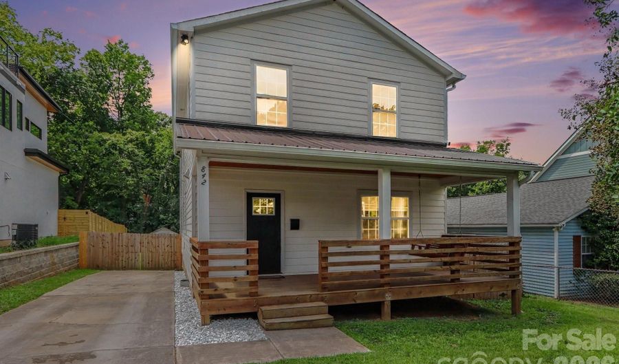 842 Belmont Ave, Charlotte, NC 28205 - 4 Beds, 4 Bath