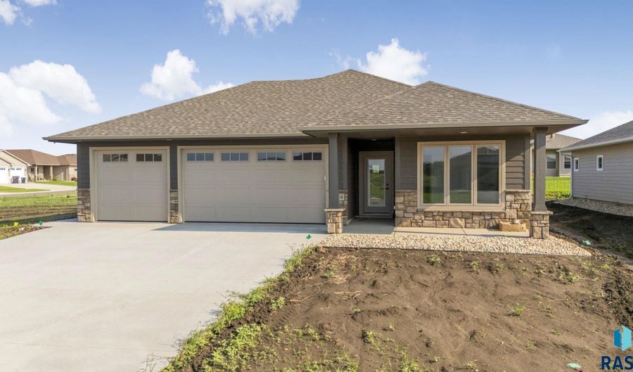 2308 E Brek St, Brandon, SD 57005 - 2 Beds, 2 Bath