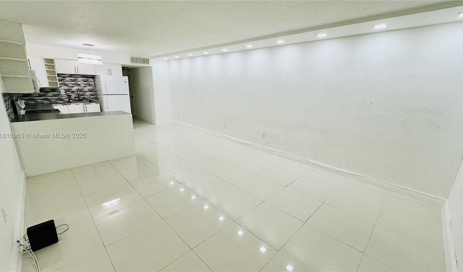 1120 102nd St 7, Bay Harbor Islands, FL 33154 - 1 Beds, 1 Bath