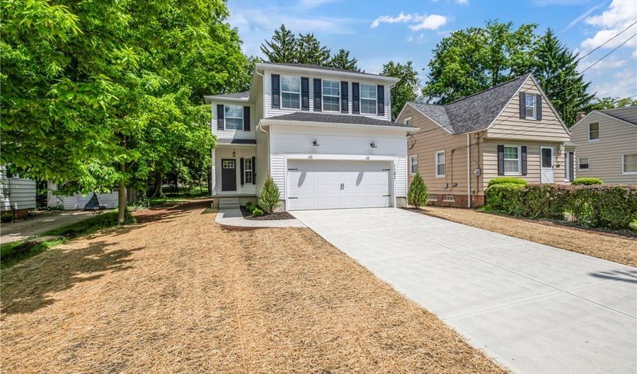 300 N Bissel Rd, Aurora, OH 44202 - 4 Beds, 4 Bath