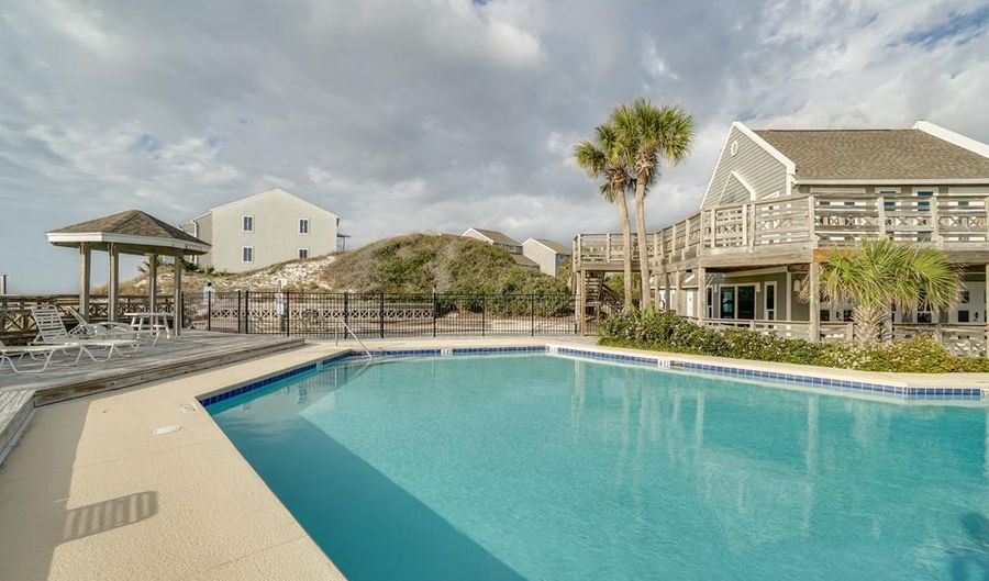 136 Sabal Cir, Cape San Blas, FL 32456 - 2 Beds, 4 Bath