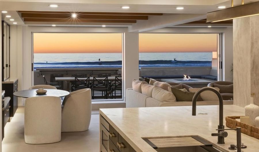 2016 Ocean Front, Del Mar, CA 92014 - 4 Beds, 4 Bath