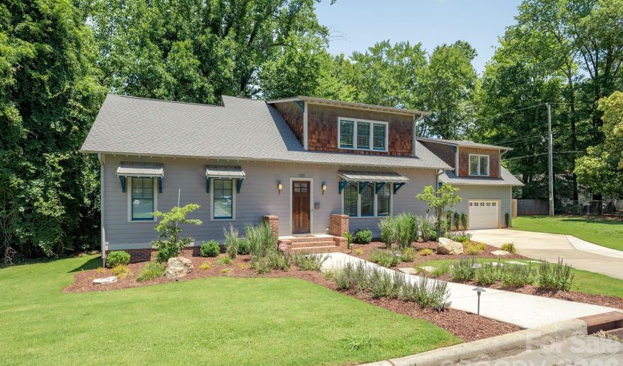 1301 Catawba Ave, Charlotte, NC 28205 - 4 Beds, 4 Bath