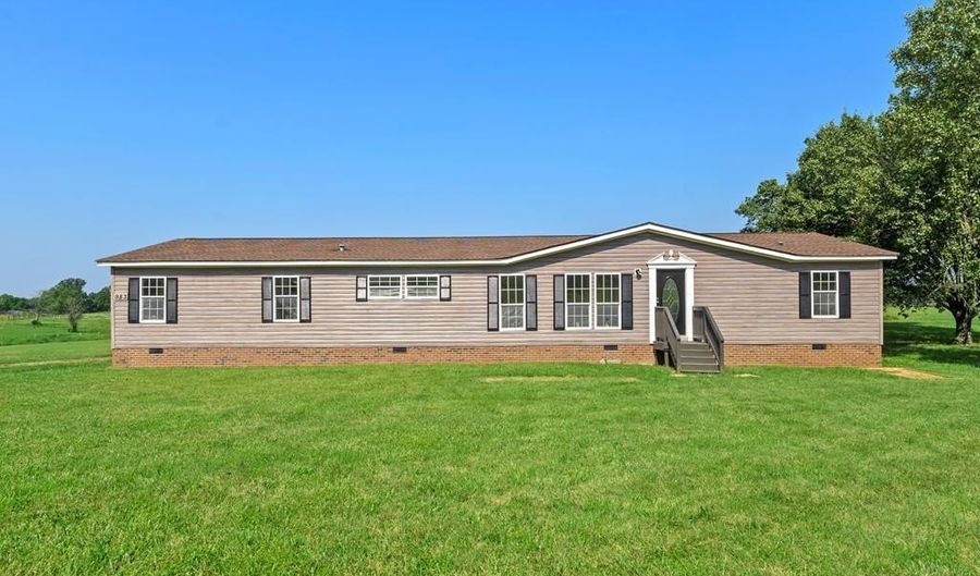 983 Rock Springs Rd, Bethpage, TN 37022 - 4 Beds, 2 Bath