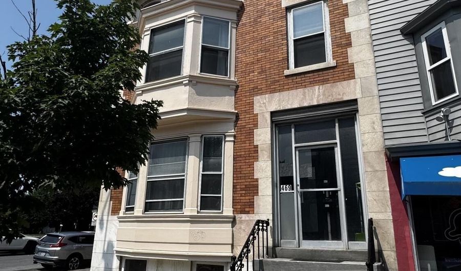 469 Madison Ave, Albany, NY 12210 - 5 Beds, 2 Bath
