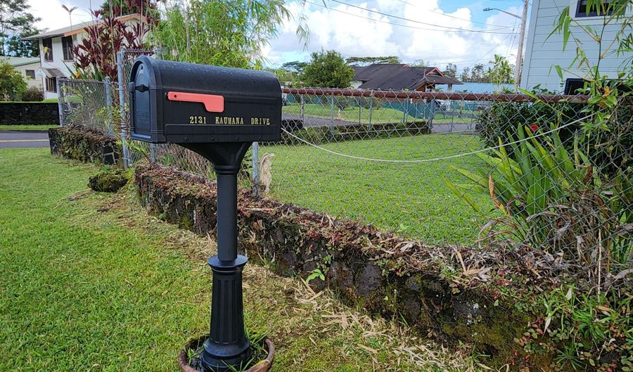 2131 KAUMANA Dr, Hilo, HI 96720 - 3 Beds, 2 Bath