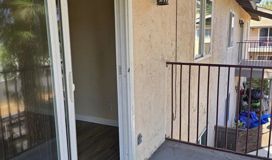 240 W Lincoln Ave 8, Escondido, CA 92026 - 3 Beds, 2 Bath
