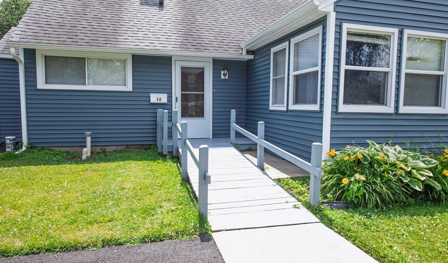 12 Jase Ct, Albany, NY 12208 - 3 Beds, 2 Bath