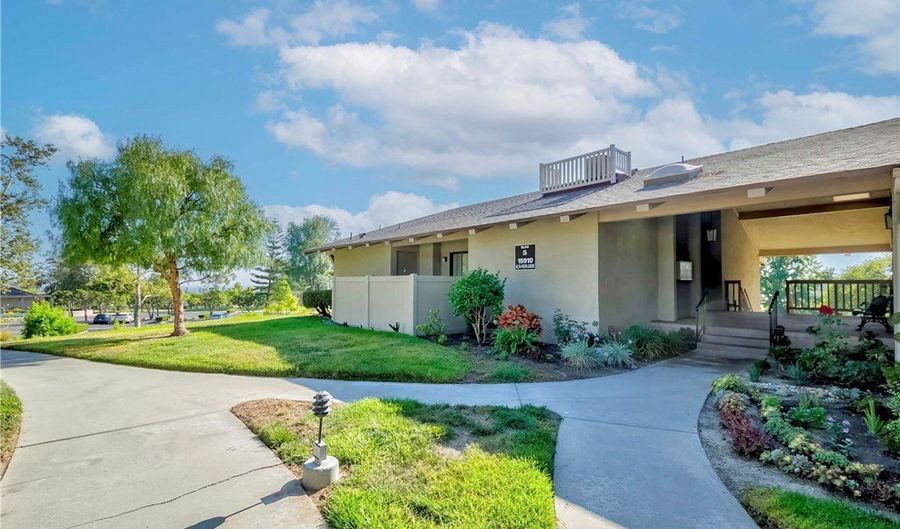 15910 Alta Vista Dr 5D, La Mirada, CA 90638 - 1 Beds, 1 Bath