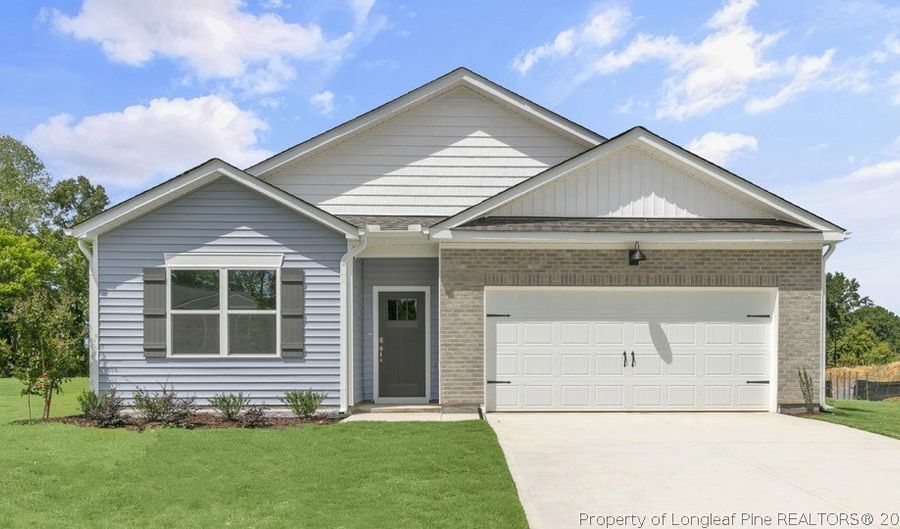 676 Wilder Bloom Path, Aberdeen, NC 28315 - 4 Beds, 2 Bath