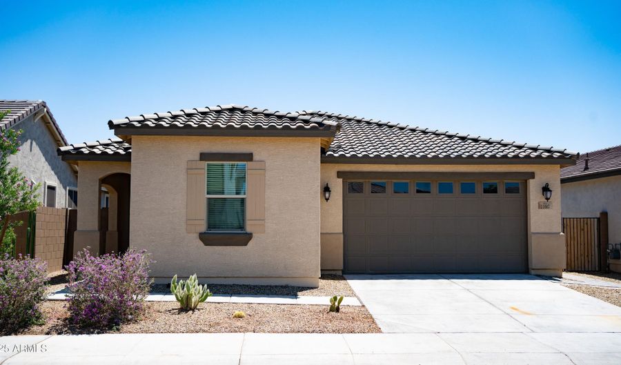 11007 W PIERCE St, Avondale, AZ 85323 - 3 Beds, 2 Bath