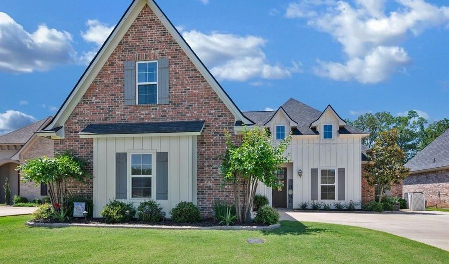 150 St Andrews Ln, Benton, LA 71006 - 4 Beds, 3 Bath