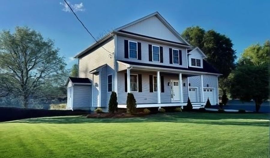 6 Pico Cir, Johnston, RI 02919 - 4 Beds, 3 Bath