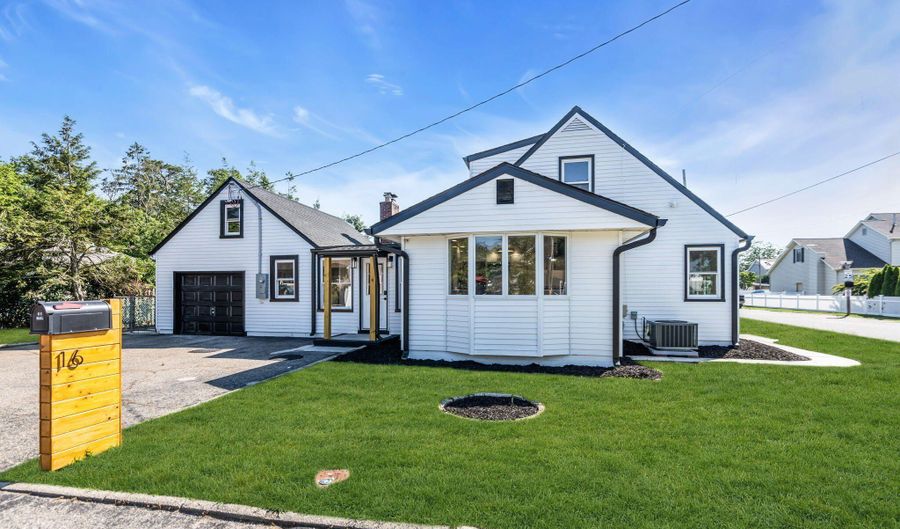 16 Larboard St, Beachwood, NJ 08722 - 4 Beds, 2 Bath