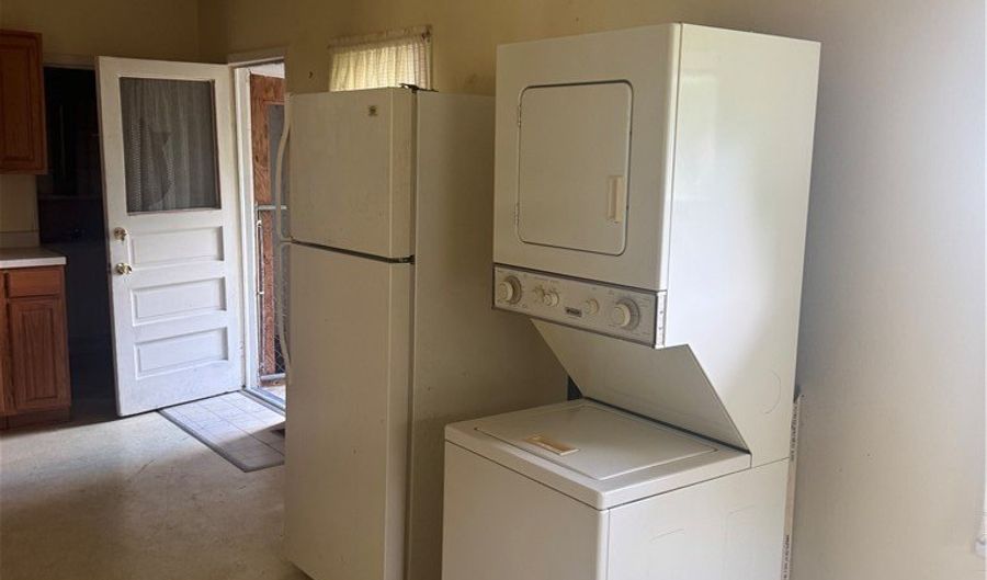 1604 E 27th St, Ashtabula, OH 44004 - 1 Beds, 1 Bath