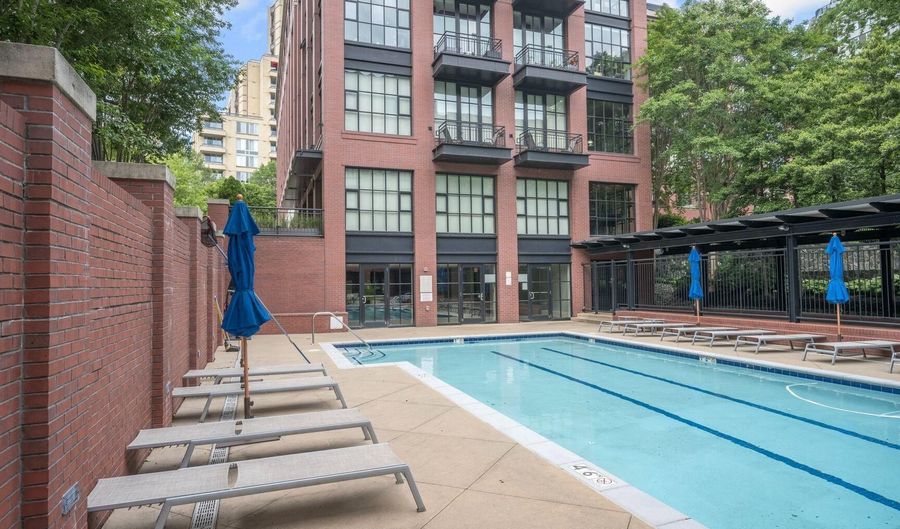 1615 N QUEEN St M303, Arlington, VA 22209 - 2 Beds, 2 Bath