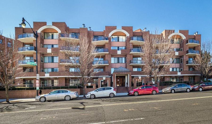 2320 WISCONSIN Ave NW #312, Washington, DC 20007 - 1 Beds, 1 Bath