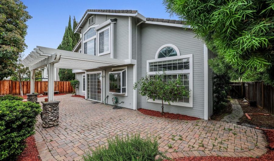 4860 Massive Peak Way, Antioch, CA 94531 - 4 Beds, 3 Bath