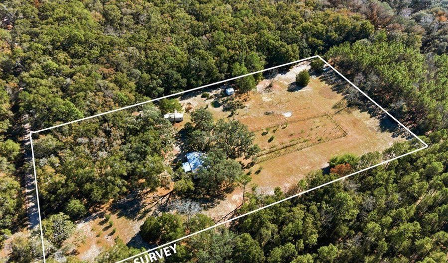 1349 27th Pl, Bell, FL 32619 - 3 Beds, 2 Bath