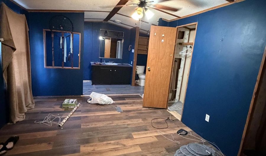 4242 Muddy Creek Mountain Rd, Alderson, WV 24910 - 3 Beds, 1 Bath