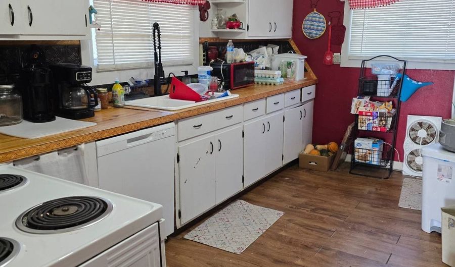 8593 L62A, Bayard, NE 69334 - 3 Beds, 2 Bath